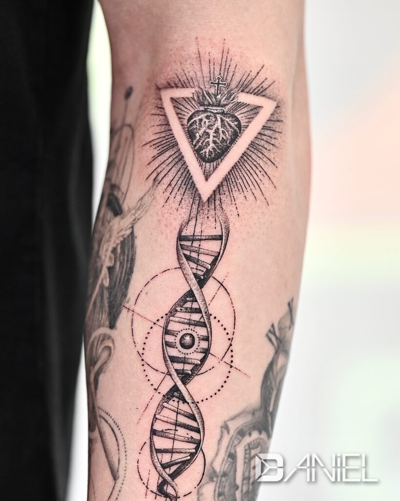 geometric tattoo daniel 02