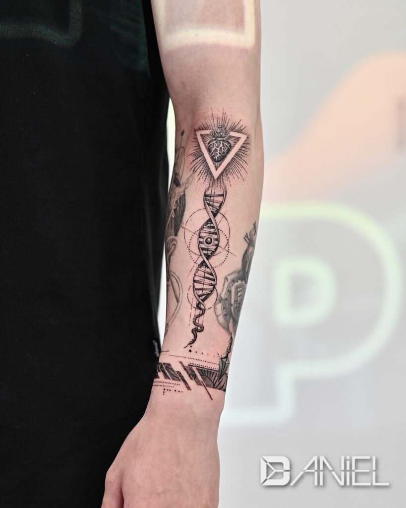 geometric tattoo daniel 03