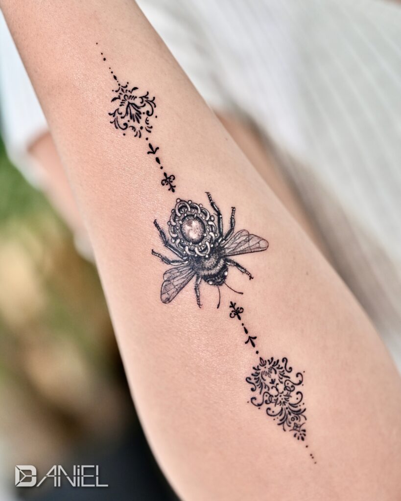 jewely bee tattoo Daniel