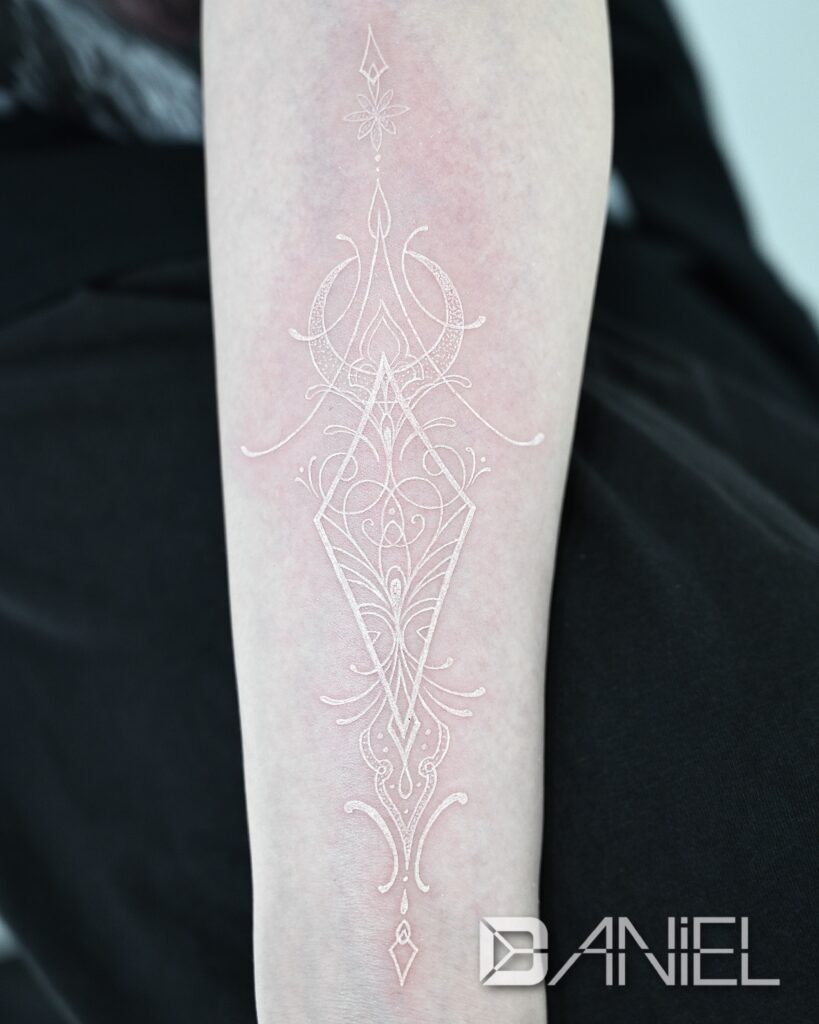 white geometric tattoo daniel 04