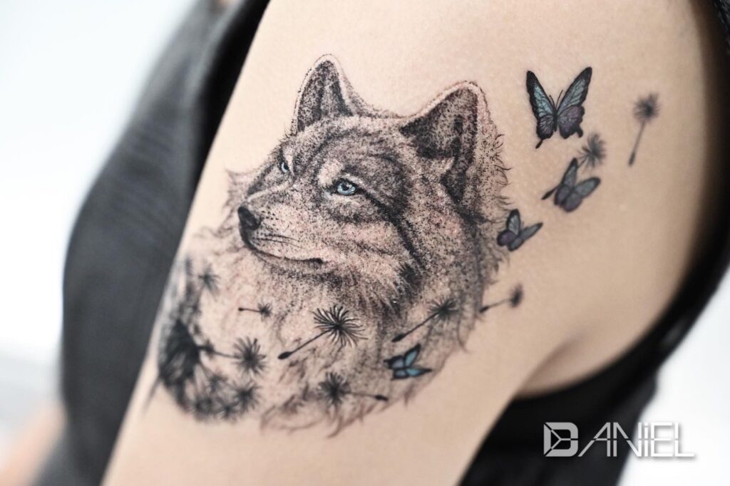 wolf dandelion butterfly tattoo Daniel 02