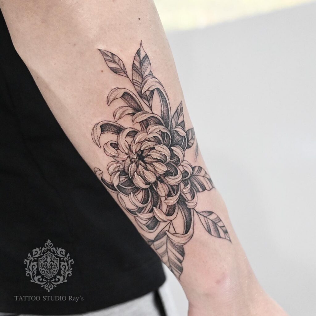 chrysanthemum tattoo AYUMI