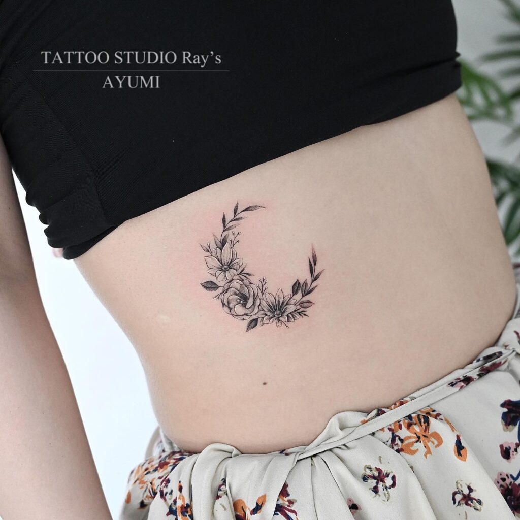moon flower tattoo AYUMI