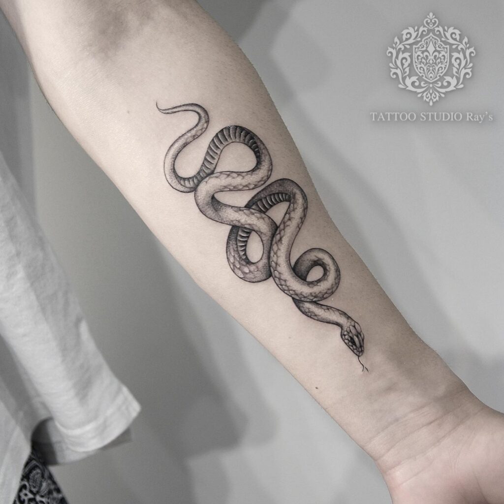 snake tattoo AYUMI