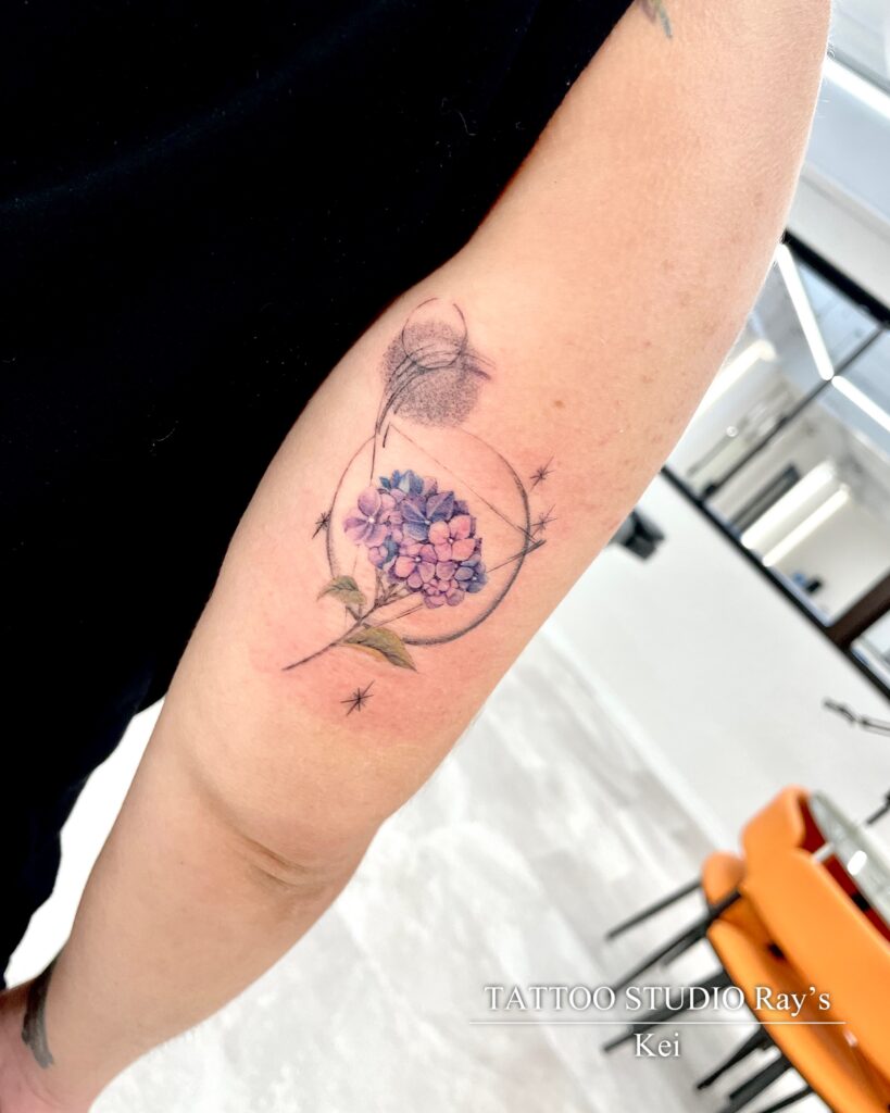 hydrangea geometric tattoo Kei