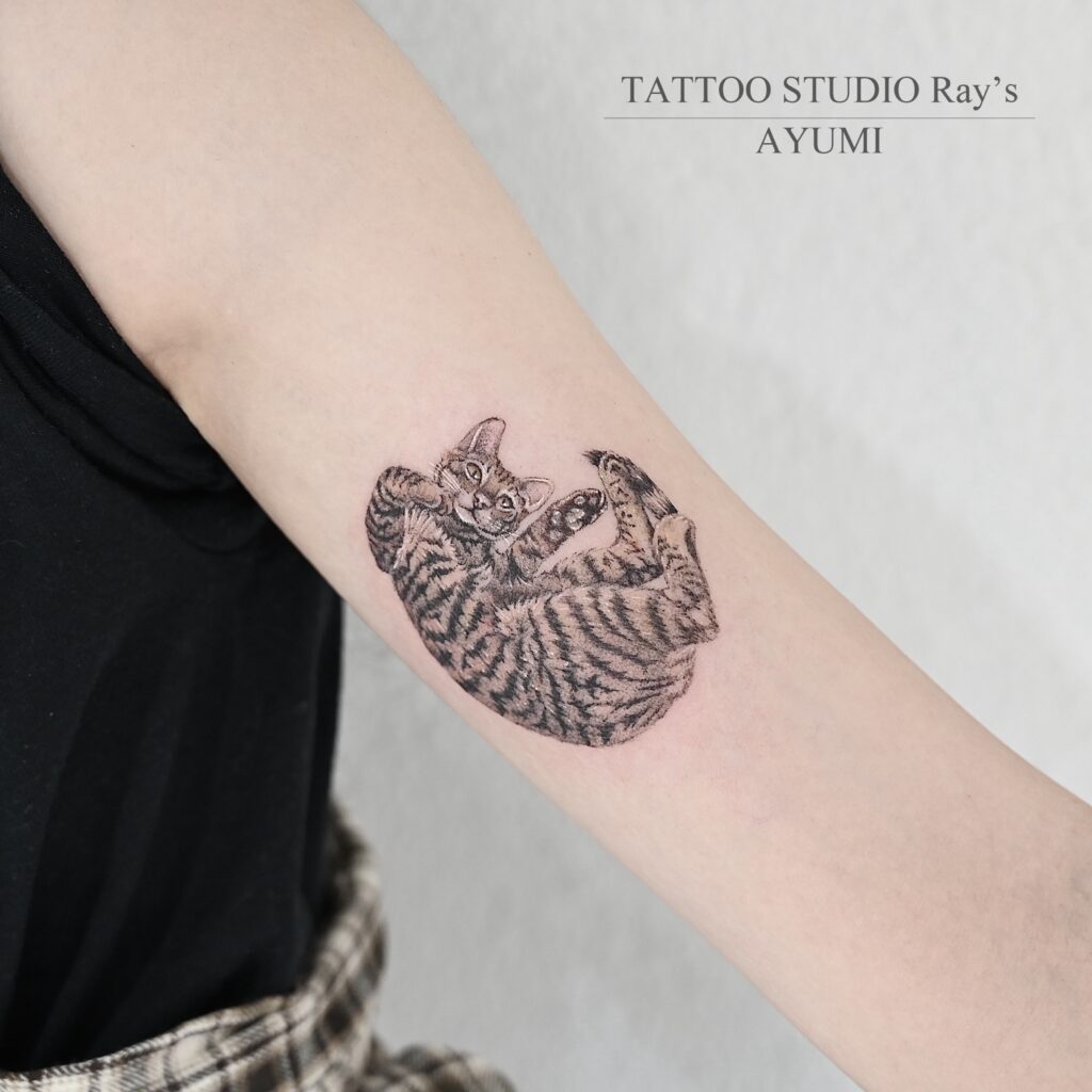 cat tattoo ayumi 02