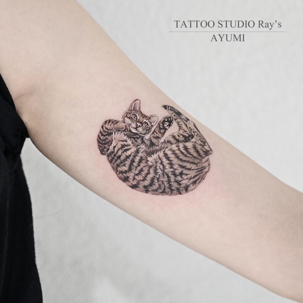 cat tattoo ayumi 03