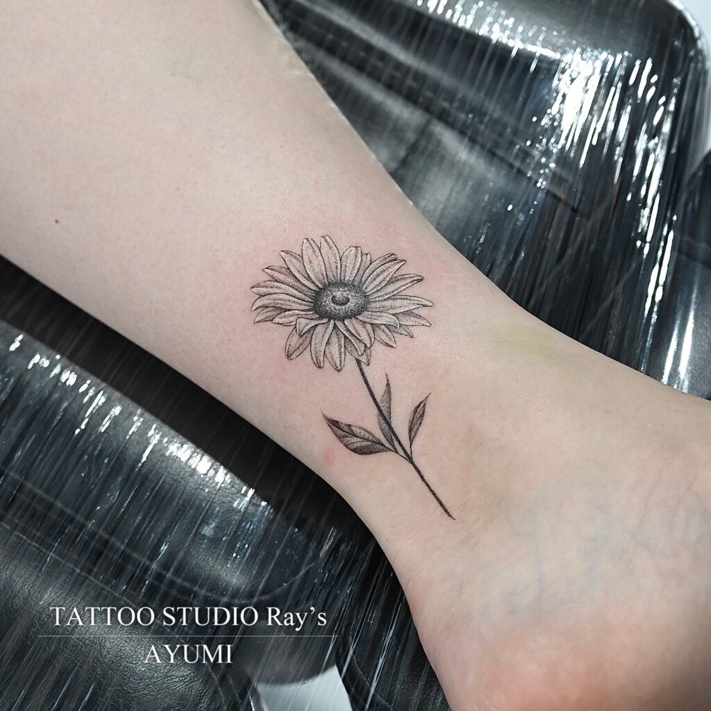 sunflower tattoo ayumi