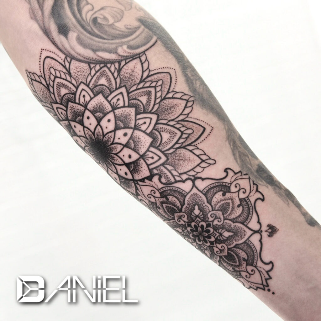 mandala tattoo Daniel 04