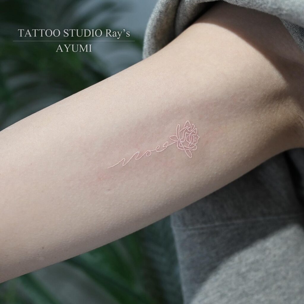 rose white tattoo ayumi