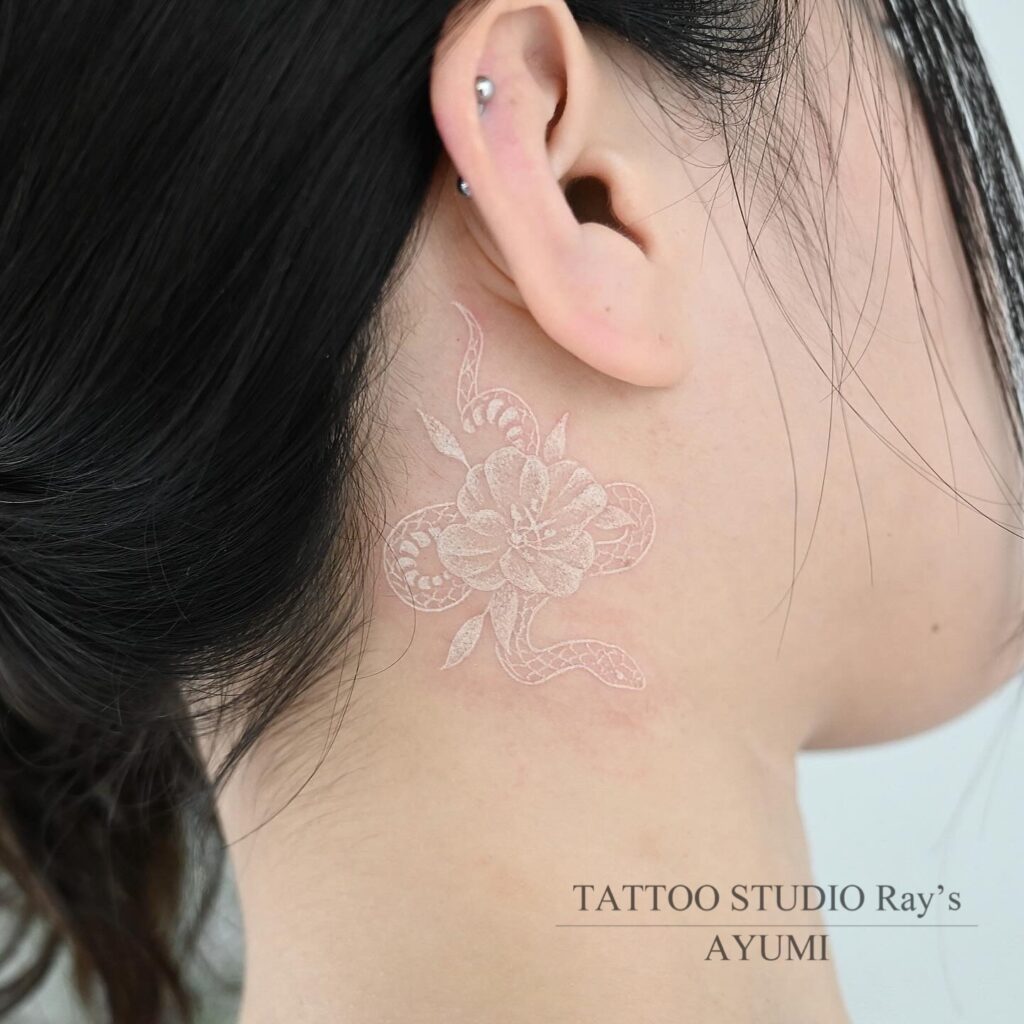 white snake × flower tattoo ayumi