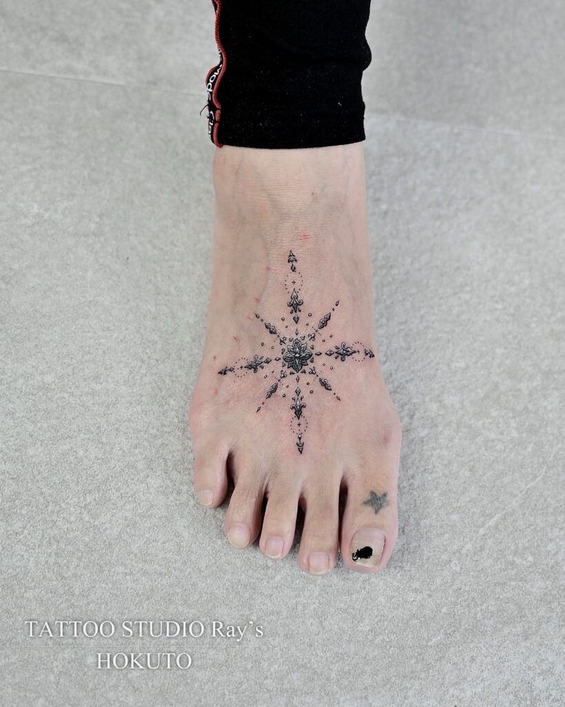 modern style ornament tattoo hokuto 03