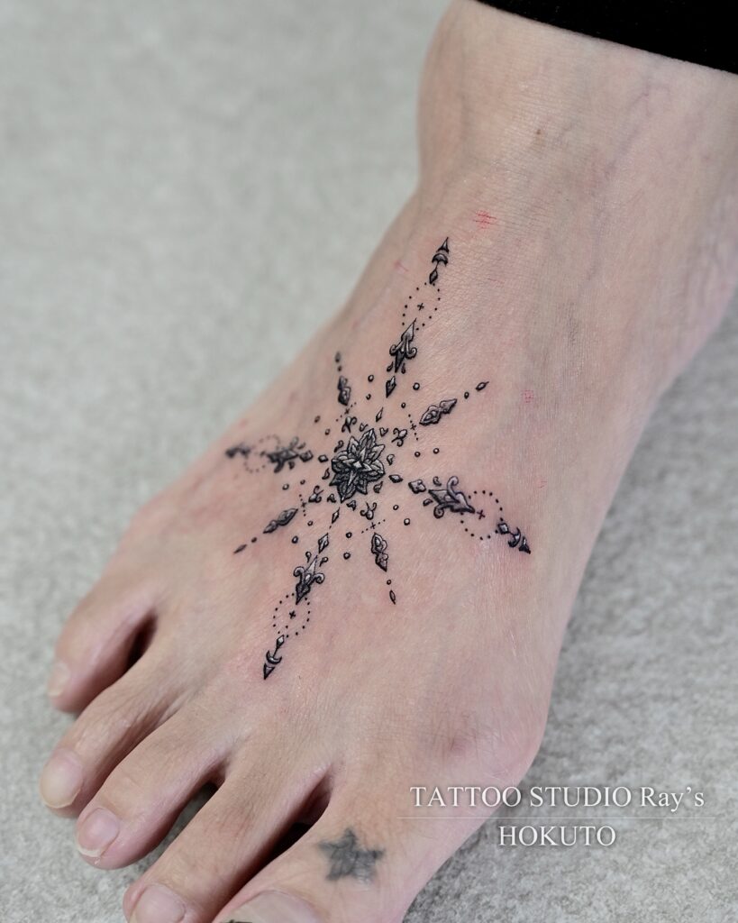 modern style ornament tattoo hokuto 04