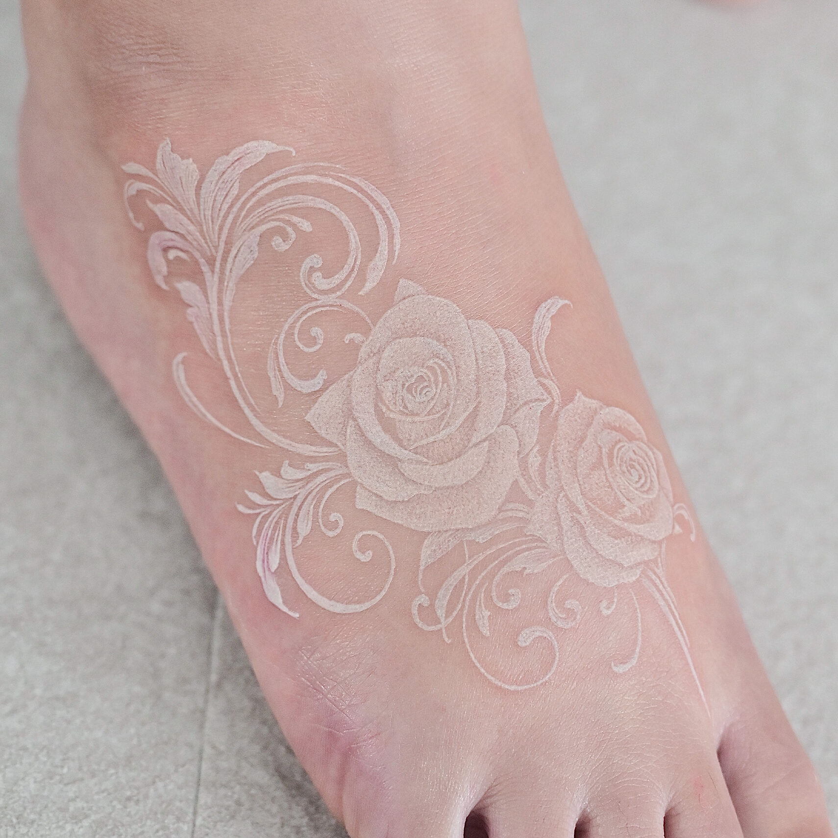 ホワイトタトゥー 1