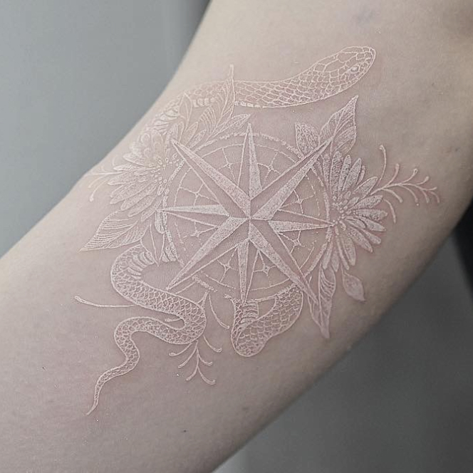 ホワイトタトゥー 7